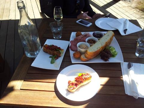 Explore Barossa Valley Regional Tour - EX Adelaide CBD, Glenelg & Hahndorf